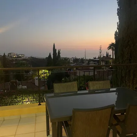 Heights 3bedroom Pool Garden And Sunset Villa