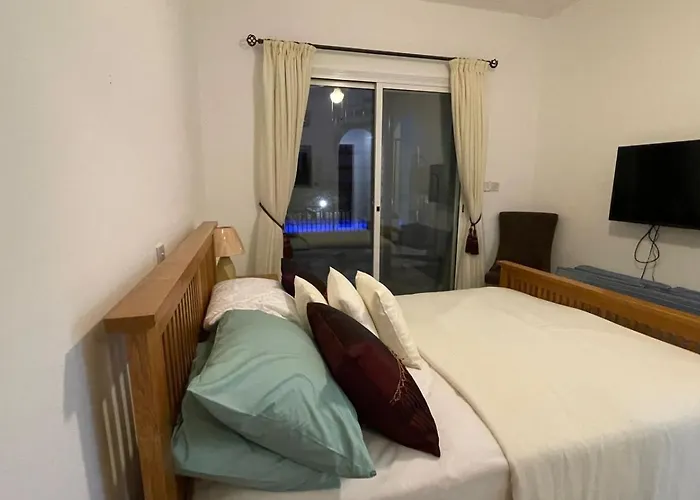 Heights 3bedroom Pool Garden And Sunset 别墅 Tala