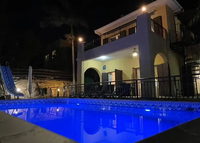 Heights 3bedroom Pool Garden And Sunset *