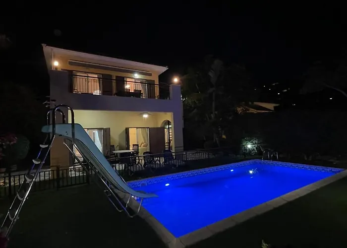 Βίλα Heights 3bedroom Pool Garden And Sunset Τάλα