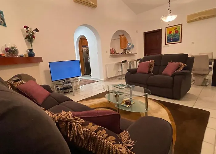 Βίλα Heights 3bedroom Pool Garden And Sunset Τάλα