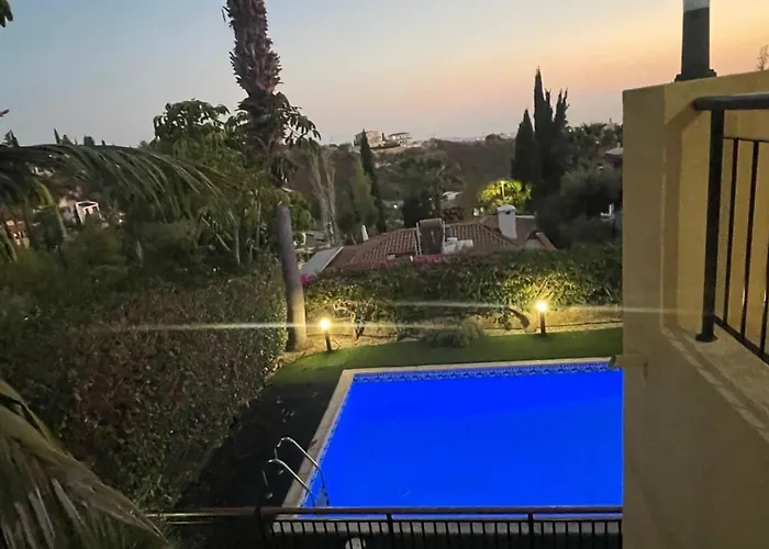 Heights 3bedroom Pool Garden And Sunset Τάλα